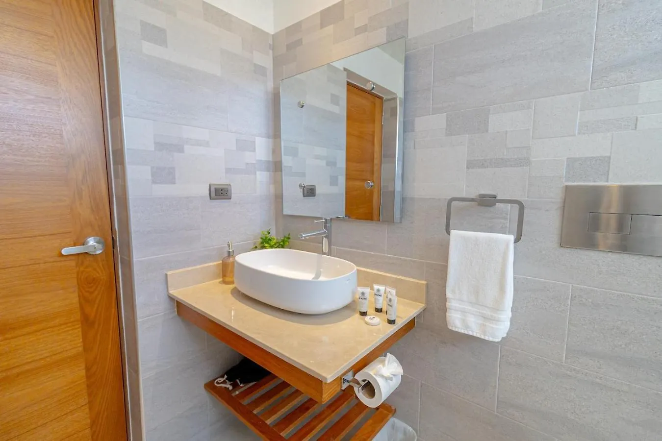 Elegant 2 Bedroom Apartment With Pool La Laguna 0*,  ドミニカ共和国